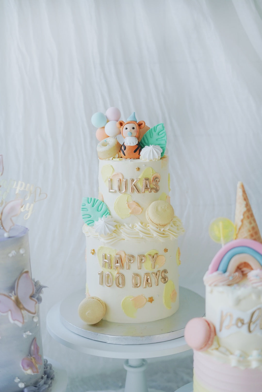 2-tier - Forest with balloons