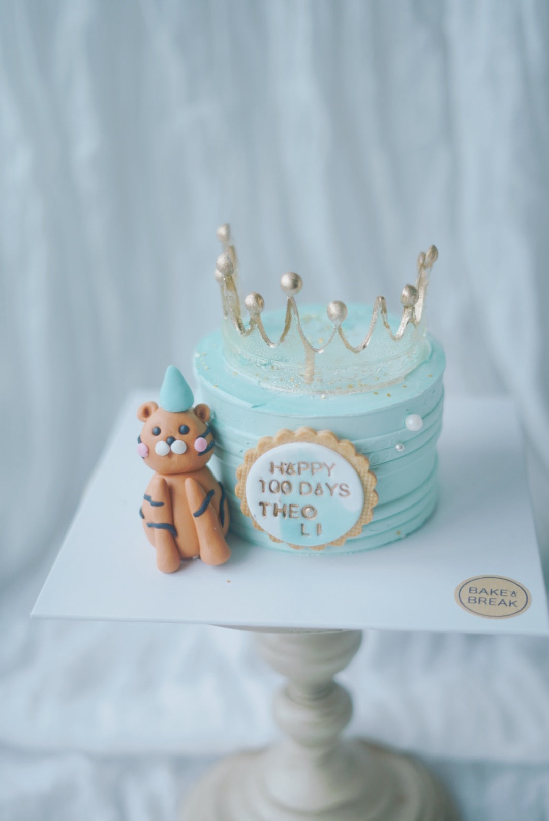 Mini Crown Cake